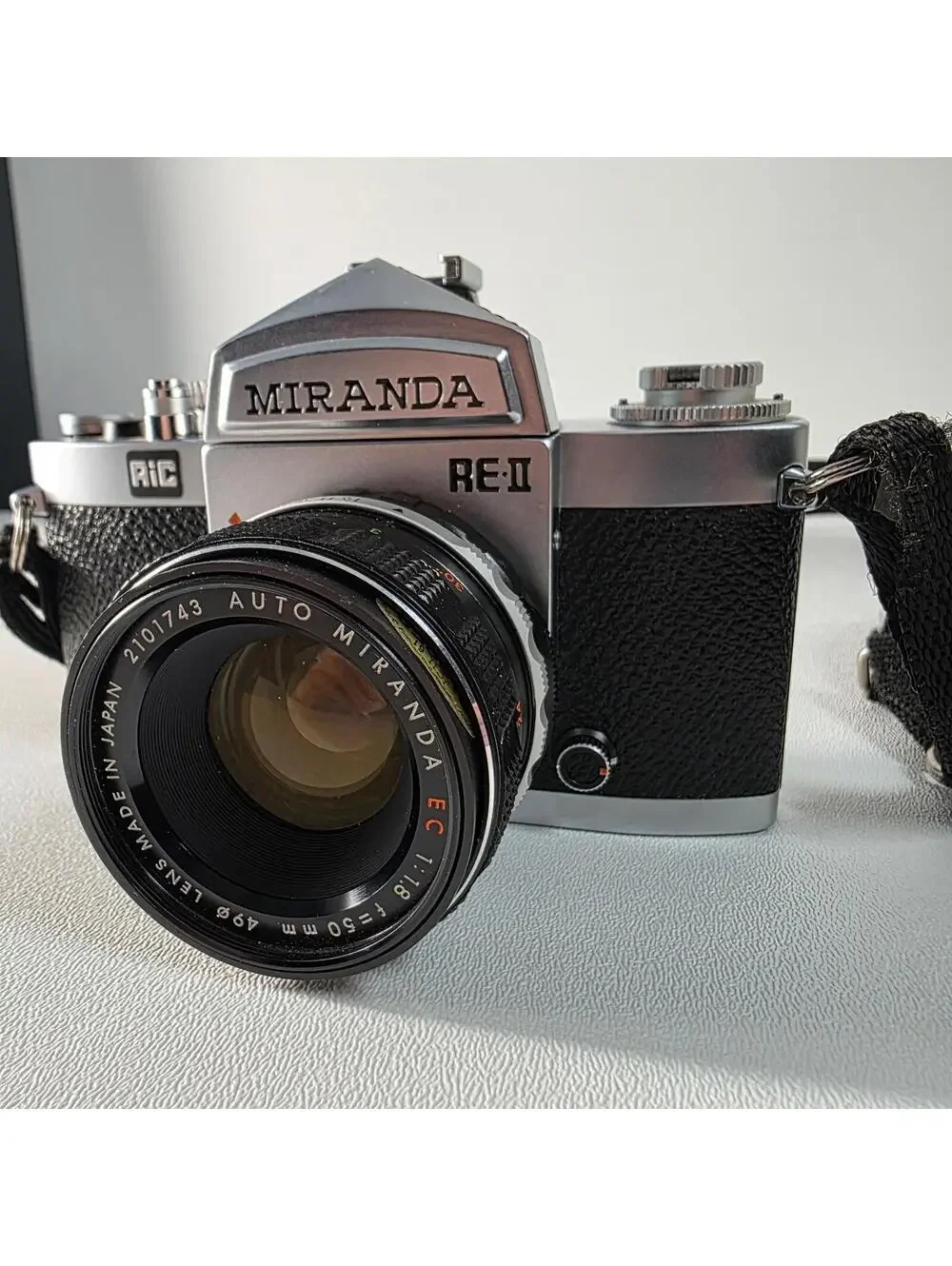 Vtg Miranda RE-II 35mm Film SLR Camera w/ 50mm f/1.8 - Tested (Partially..Works)